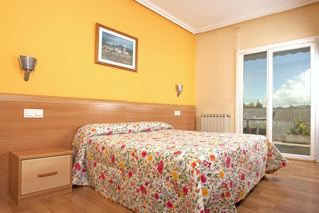 Pension Europa Irun Exterior photo